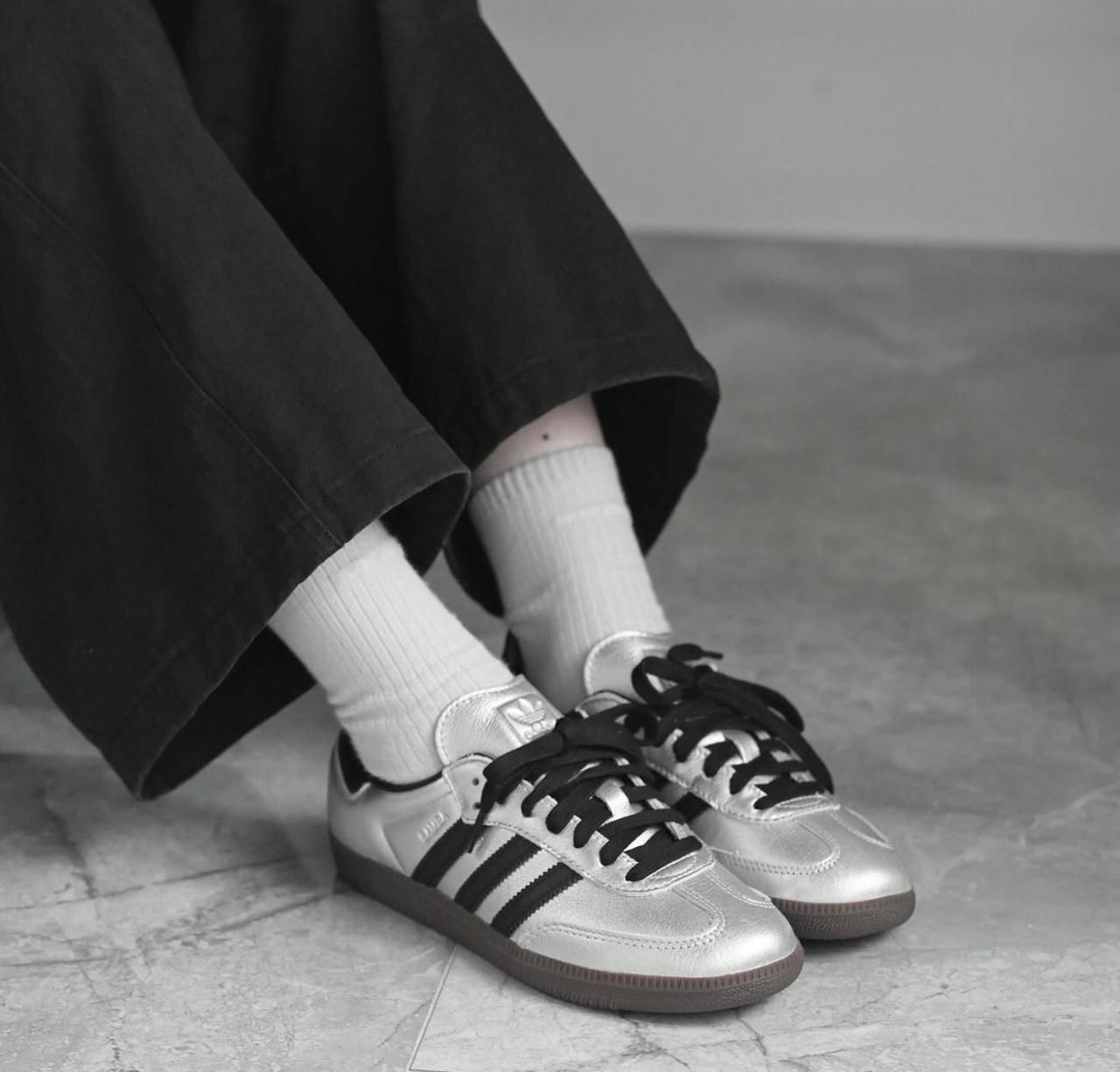 【adidas】Samba OG \"Black White Gum\" 26cm W Adidas Originals Samba OG Black Wonder White IE5836 Casual