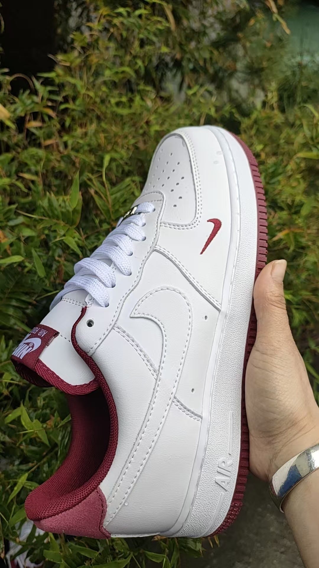 Air Force Low 1 “White/Team Red”