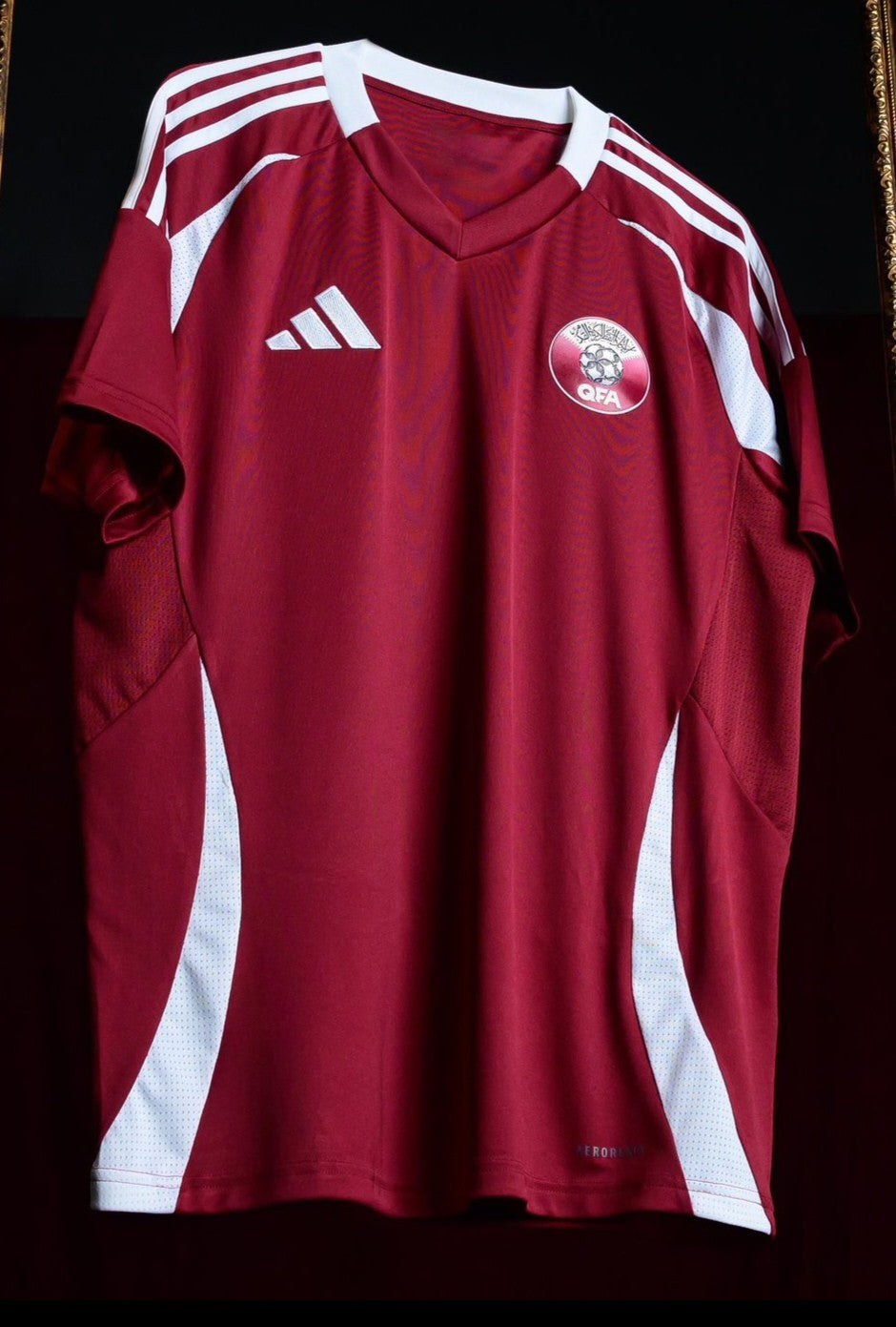 قميص منتخب قطر الأساسي 2024