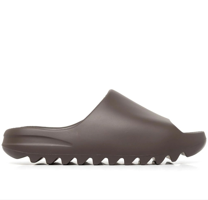 Yeezy "Soot " slides