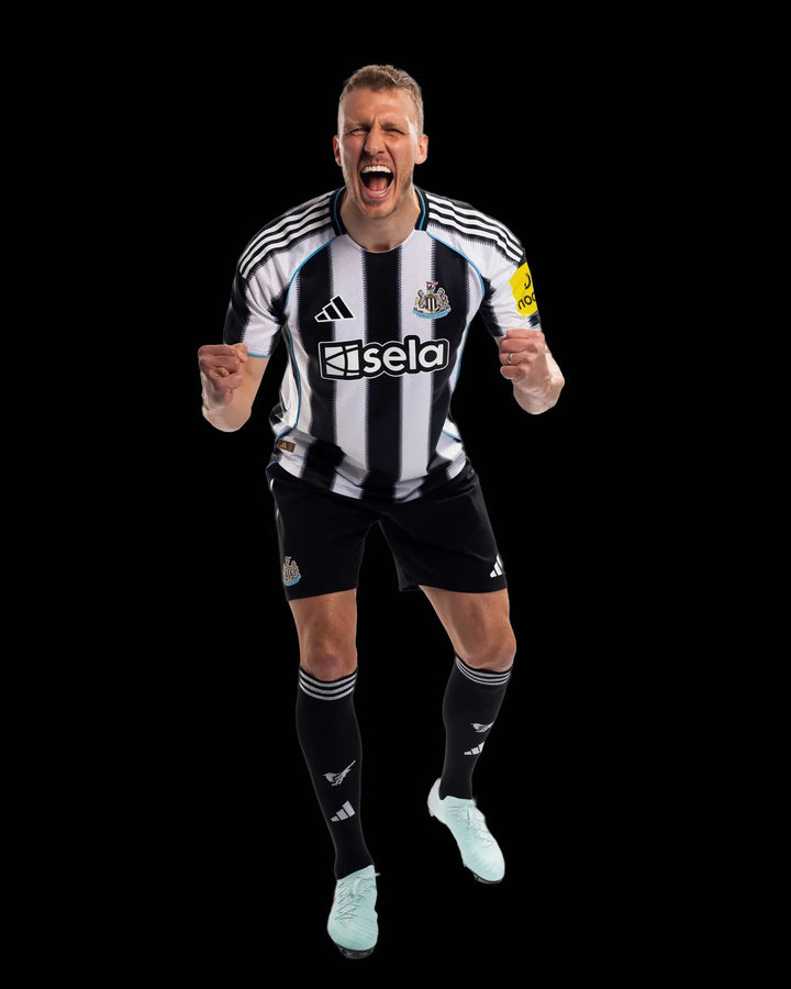 نيوكاسل هوم جيرسي 2023/24
