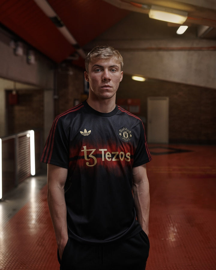 Man United Pre-Match Chinese New Year jersey 2025