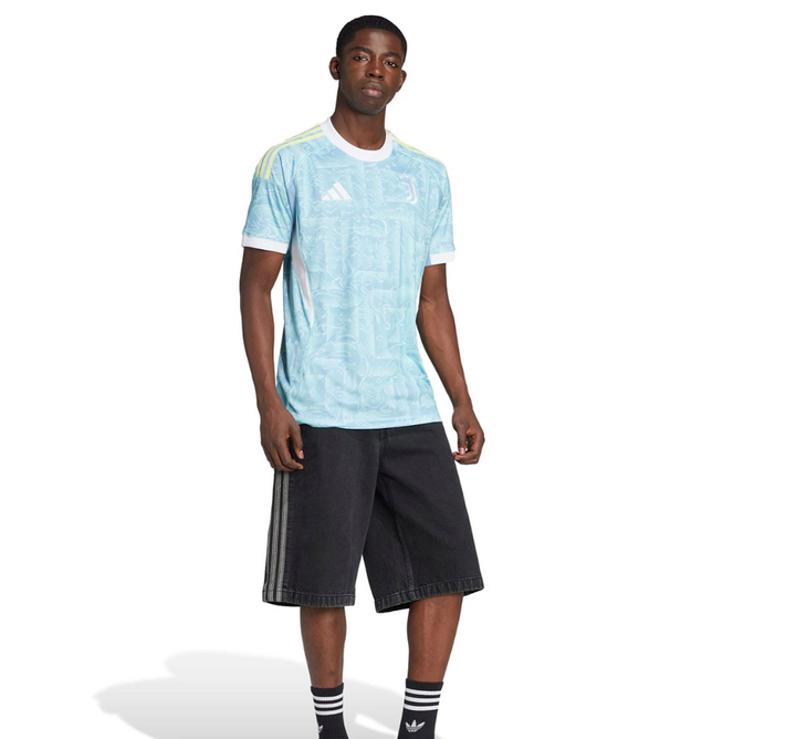 Juventus Away jersey 2025/26