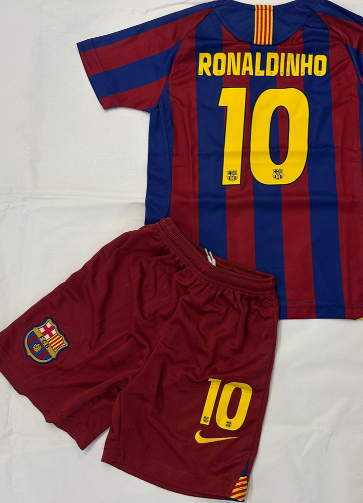 BRC  Classic 2005-06 with  Ronaldinho 10 Kids KIT