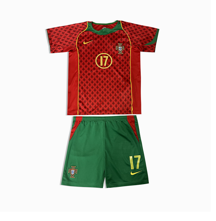 Portugal classic Home 2004 With RONALDO 17 Kids KIT