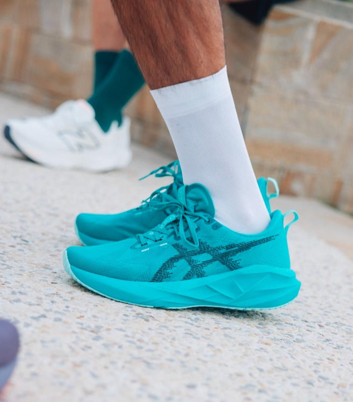 ASICS Novablast 5 Wave Teal Black