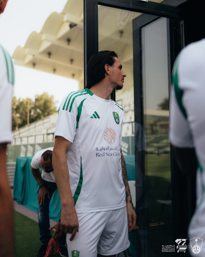 مشجعي النادي الأهلي السعودي لكرة القدم جيرسي 24