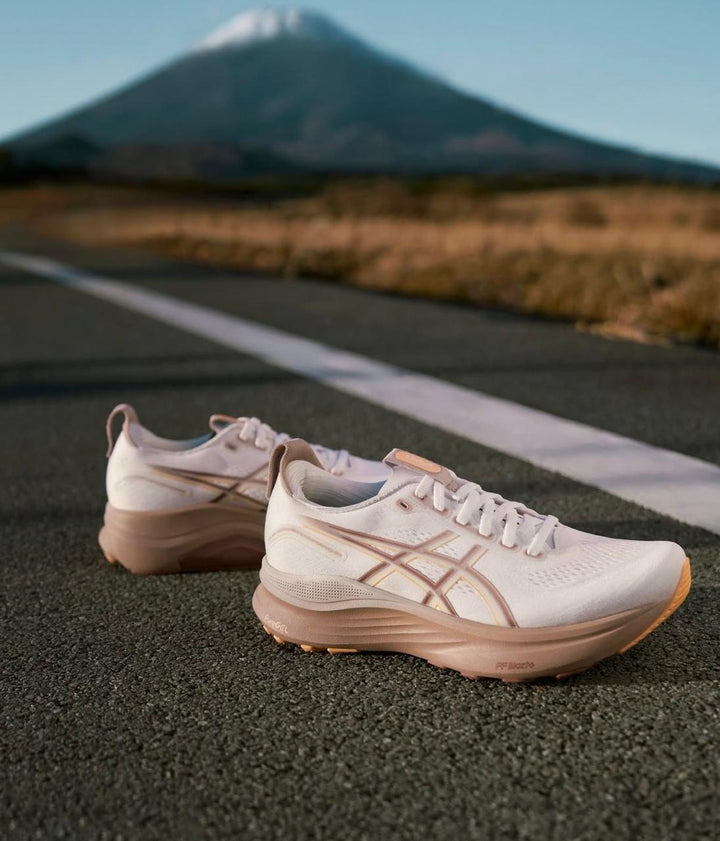 ASICS Gel-Kayano 32 White Orange Glow