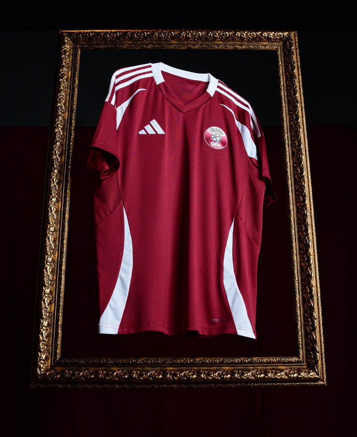 قميص منتخب قطر الأساسي 2024