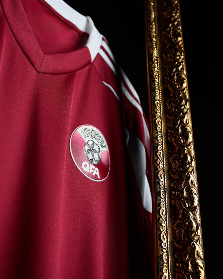 قميص منتخب قطر الأساسي 2024