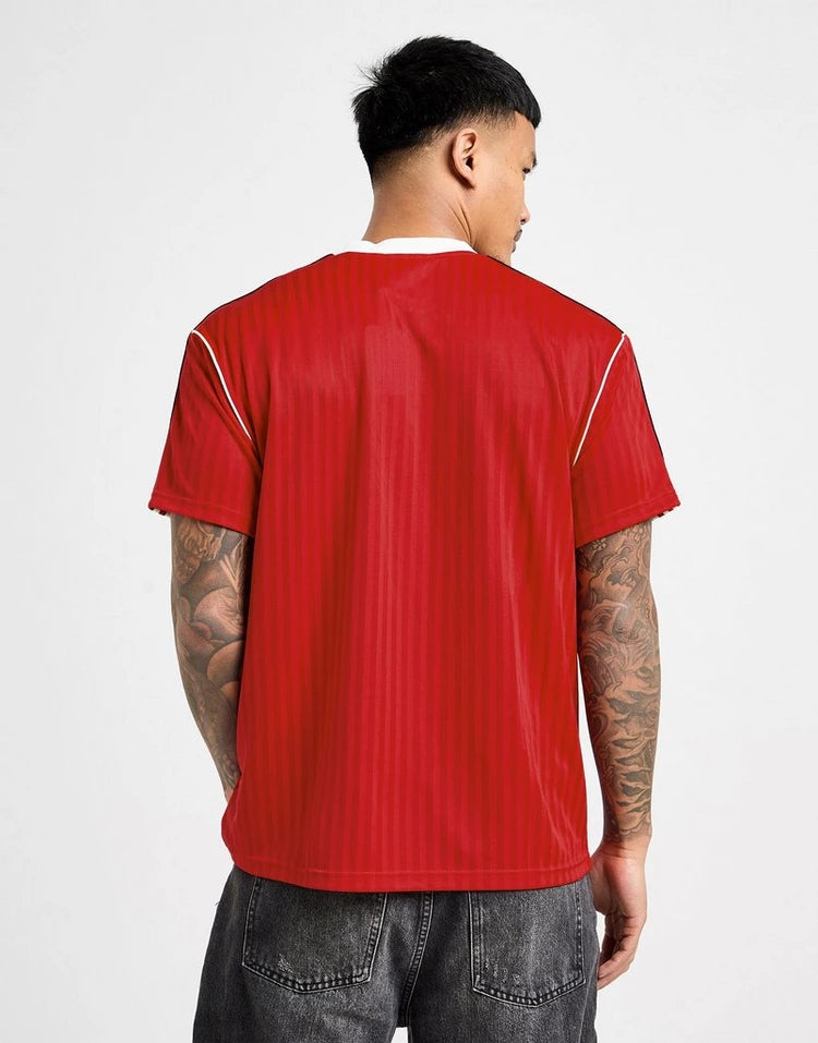 Man United Classic Edition jersey 2025/26