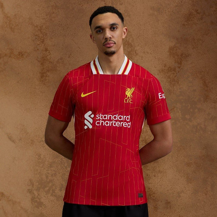 ليفربول X ليبرون YNWA ÉDITION LIMITÉE JERSEY 23/24
