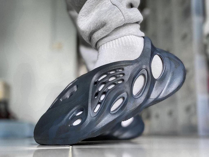 Yeezy Foam Runners Mineral blue