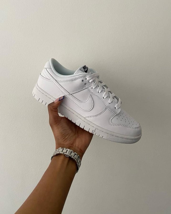 Nike Dunk Low「Triple White」