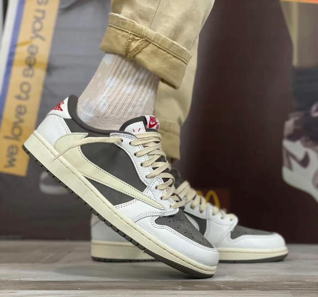 travis scott x air jordan 1 low reverse mocha