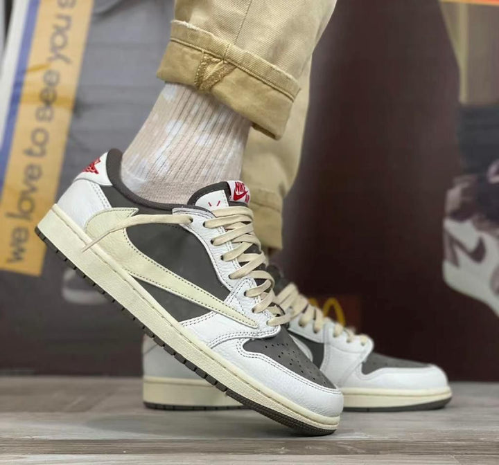 travis scott x air jordan 1 low reverse mocha