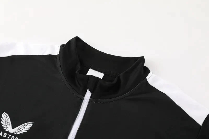 Newcastle Black Half Pull Tracksuit 2023/24